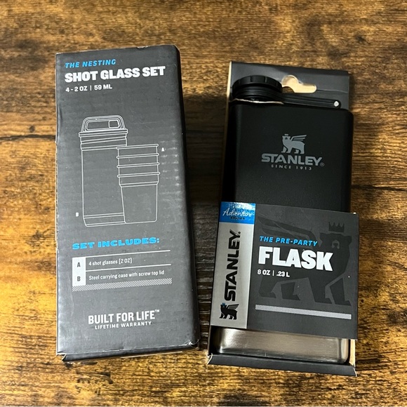 STANLEY Flask (pre-party adventure set) - Picture 3 of 5